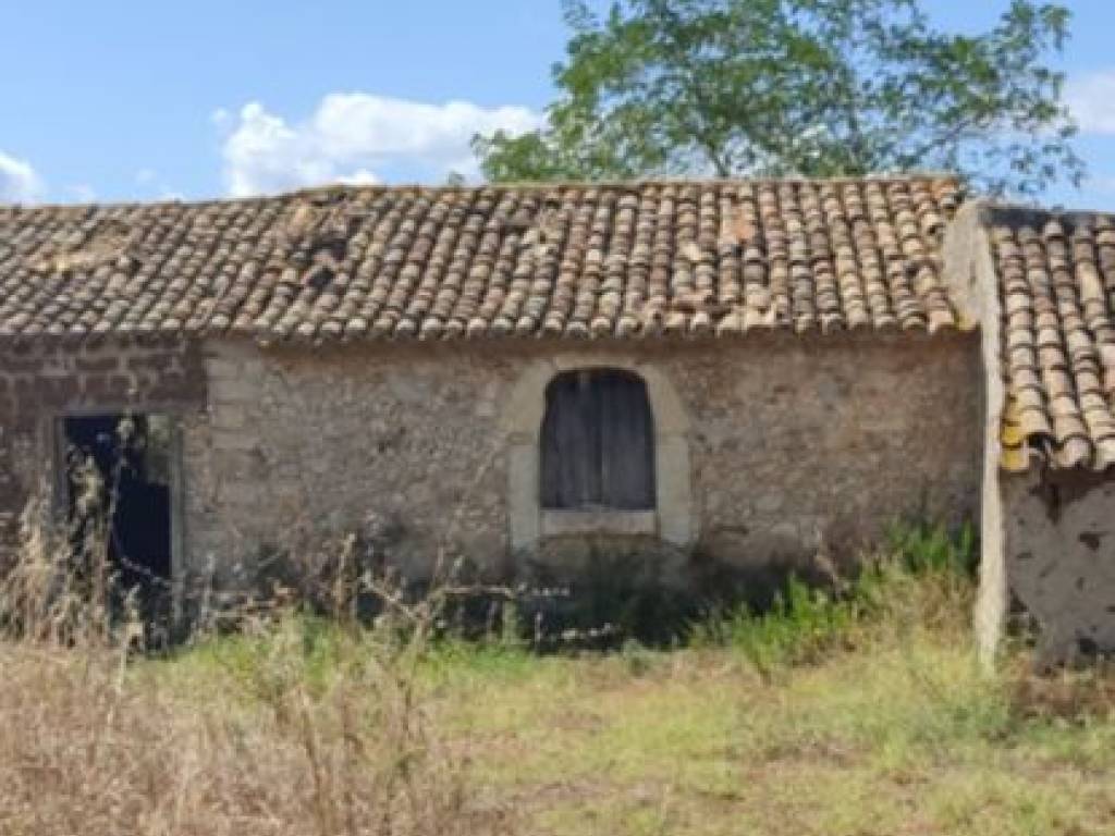 Terreno edificabile strada provinciale ciaramiti, ricadi