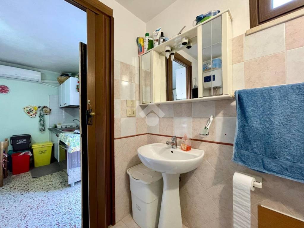 BAGNO SECONDO PIANO