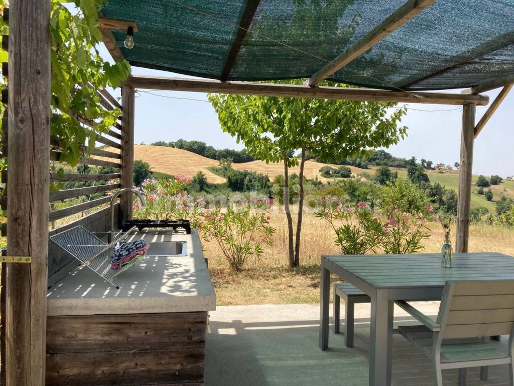 Agriturismo with glamping and pool