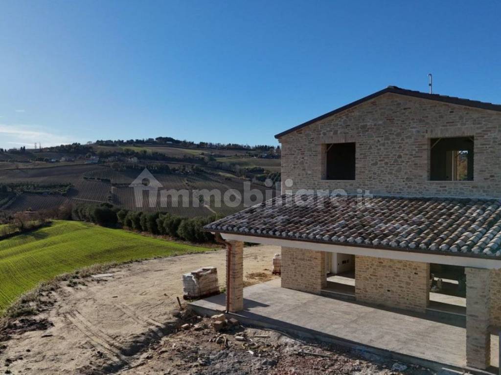 Country house with Mountains view