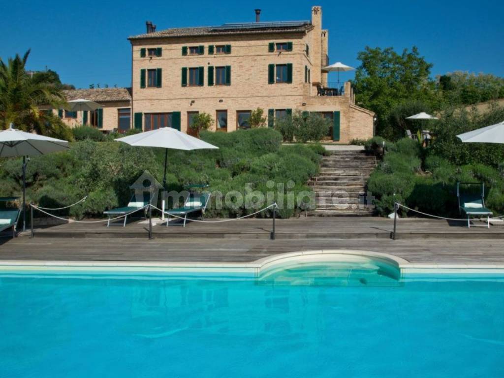 farmhouse in le marche