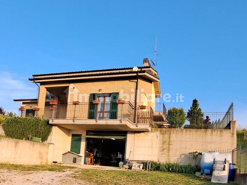 villa con vista mare