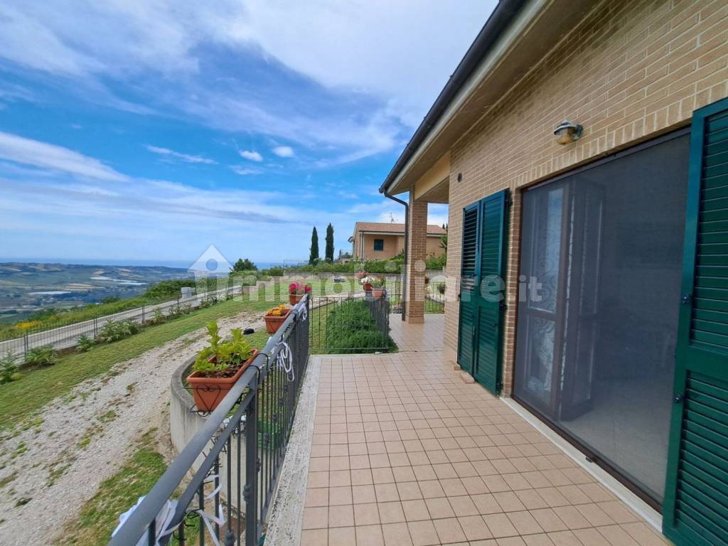 villa con vista mare