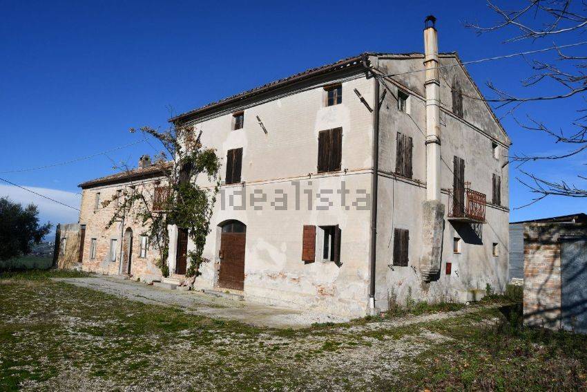 Country house with Mountains view