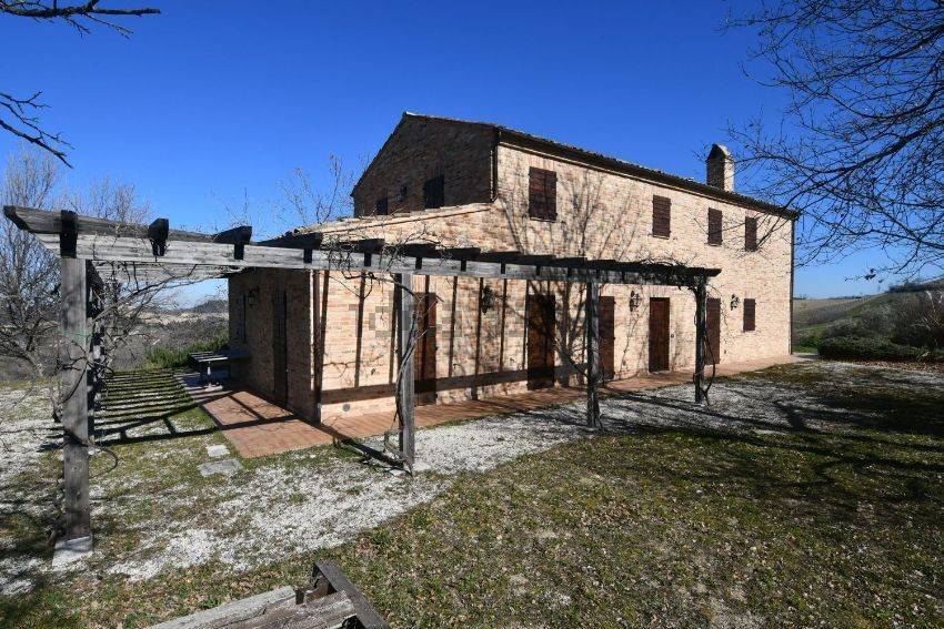 Country house with Mountains view