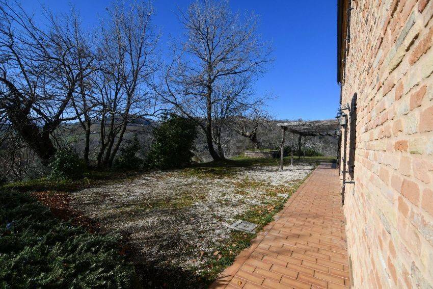 Country house with Mountains view