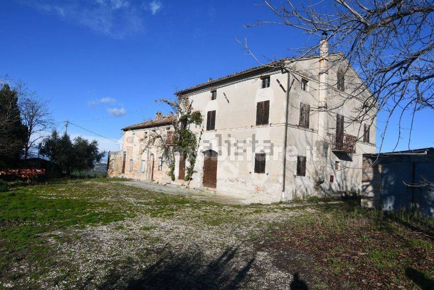 Country house with Mountains view