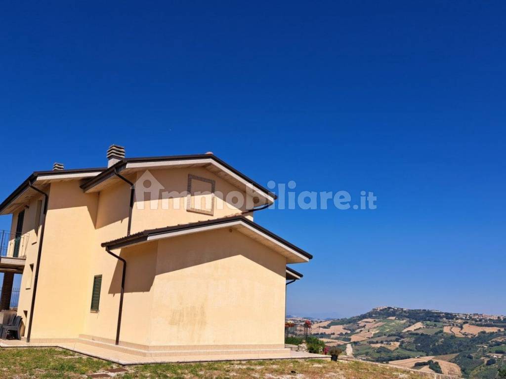 villa con vista mare