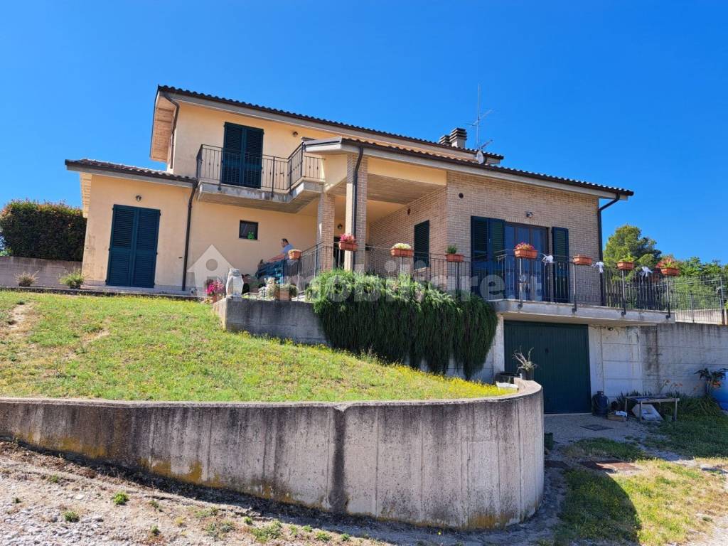 villa con vista mare