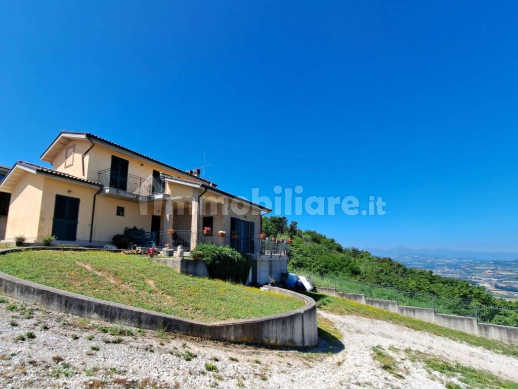 villa con vista mare