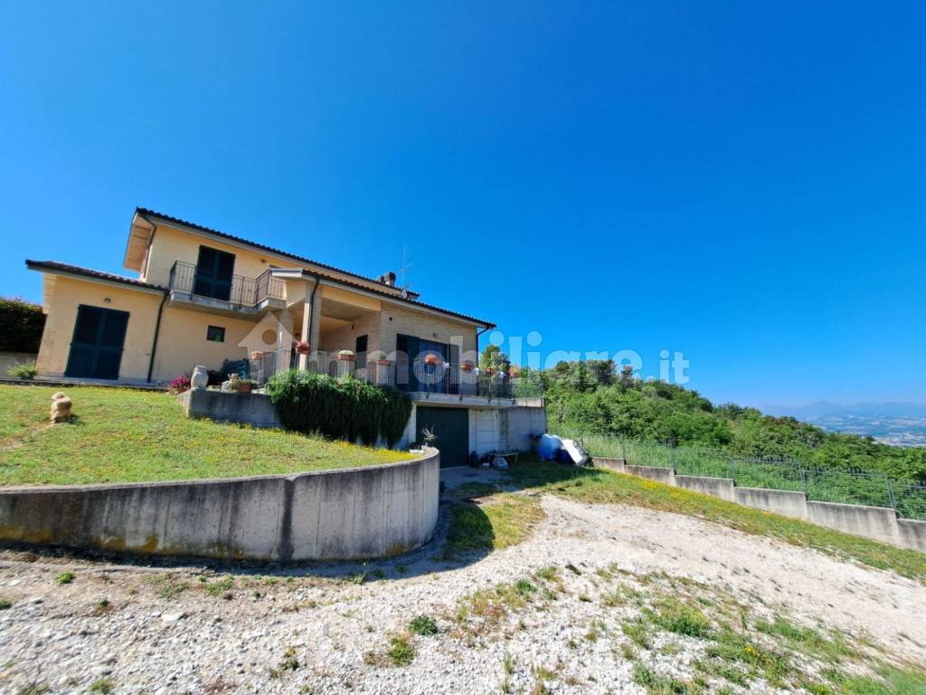 villa con vista mare