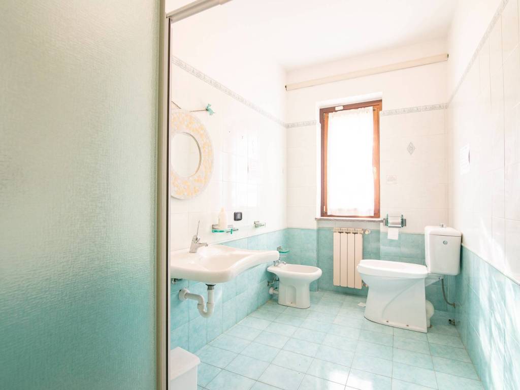 Commerciale bagno