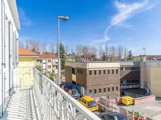 balcone lato strada