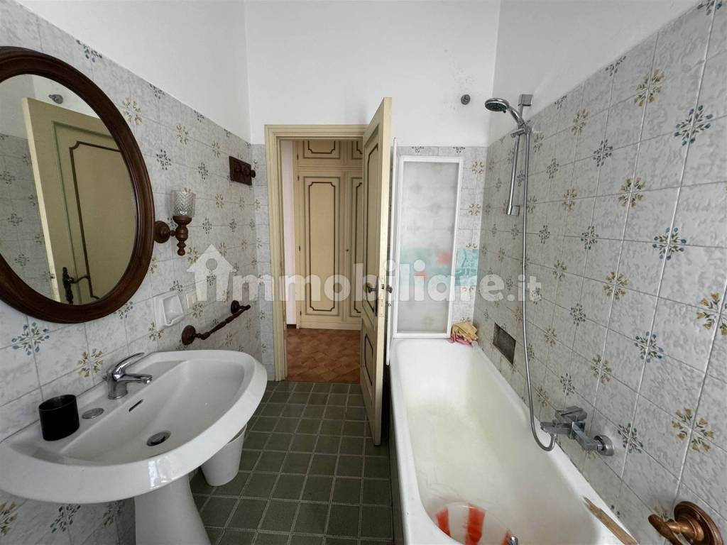 Bagno 1 finestrato