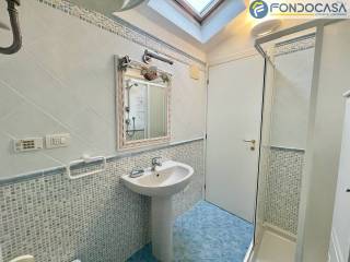 bagno piano primo