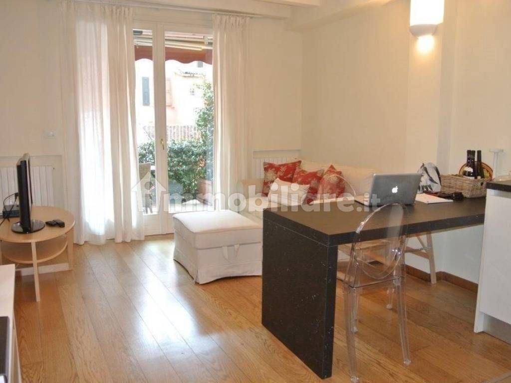 Via Miramonte Affitto Appartamento Bologna. Trilocale in via Miramonte 9. Ottimo ...