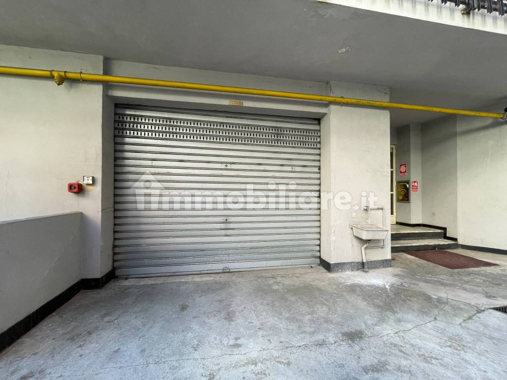 accesso garage comune