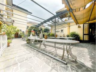 hotel vendita oleggio cortile wmk 0