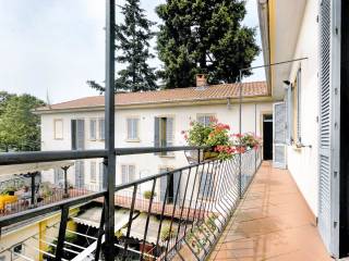 hotel vendita oleggio 2balcone wmk 0