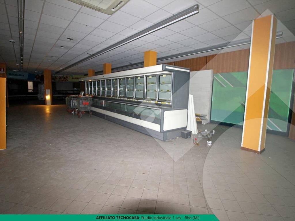 Interno Negozio Pregnana