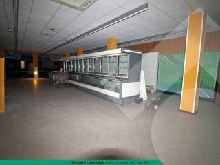 Interno Negozio Pregnana