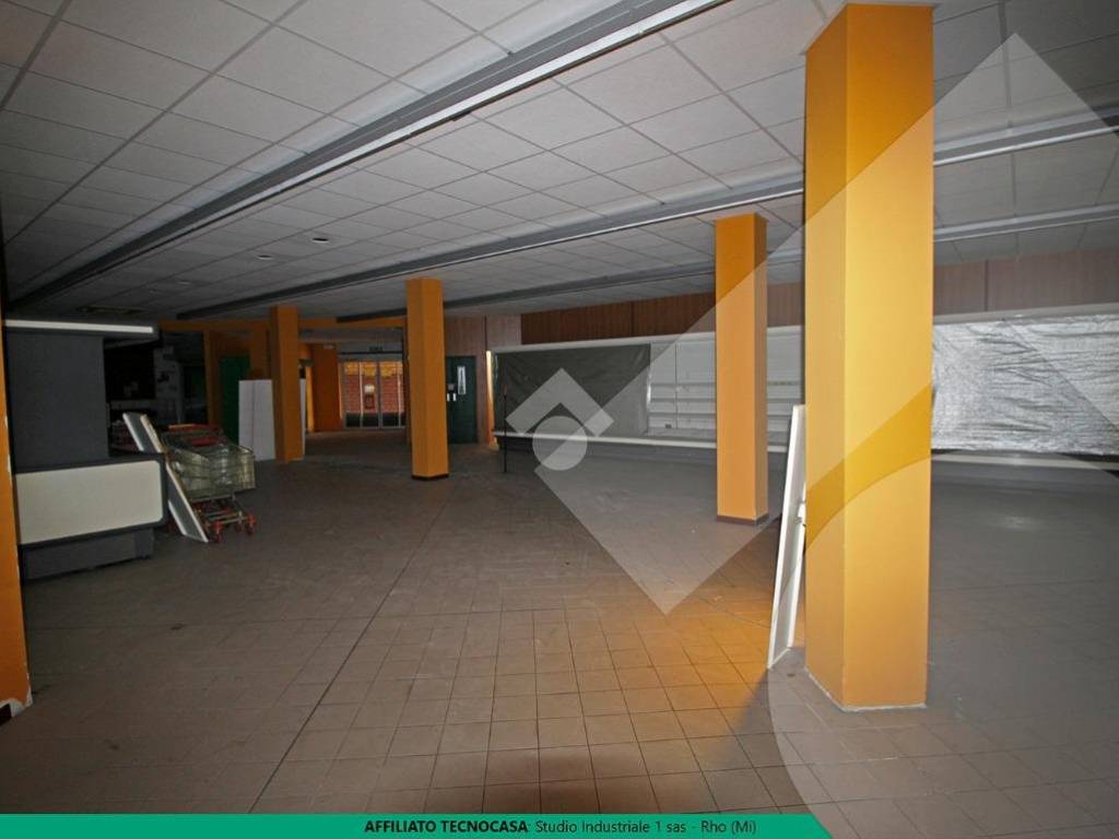 Interno Negozio Pregnana