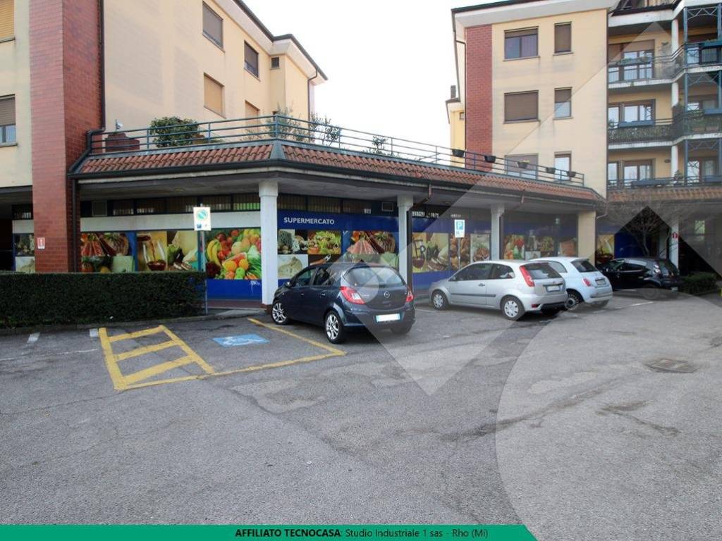 Esterno Negozio Pregnana