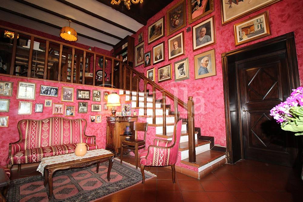 Salone