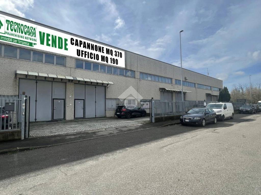 Capannone via dell'artigianato 17, senago
