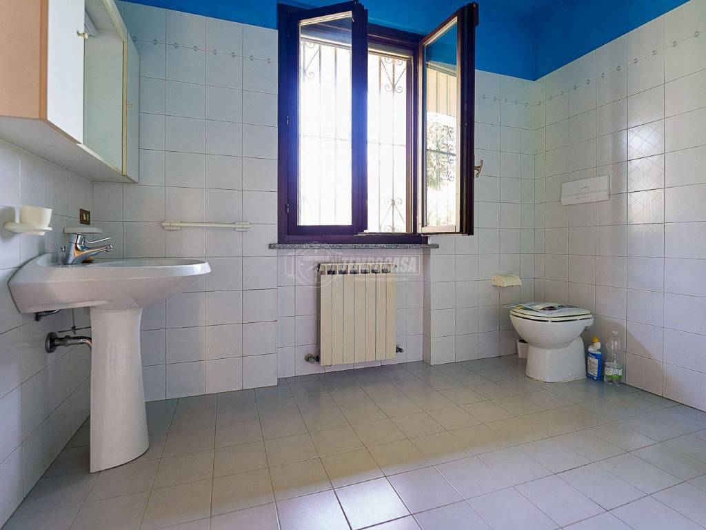 Bagno piano terra