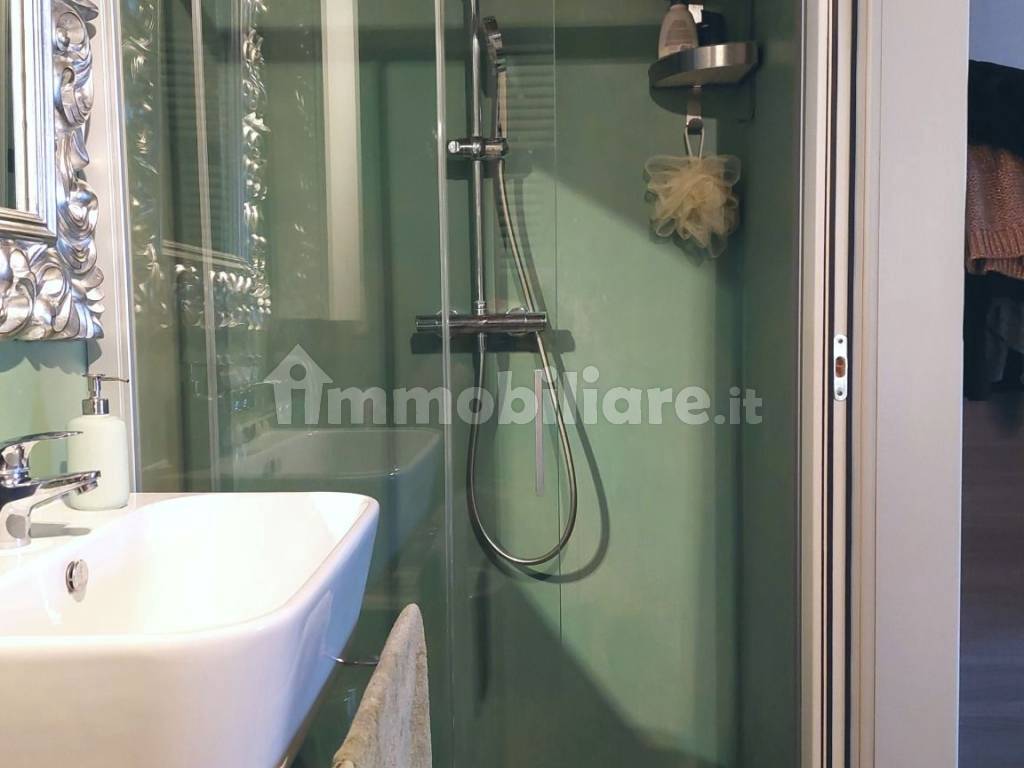 Bagno 2 (Foto 2)