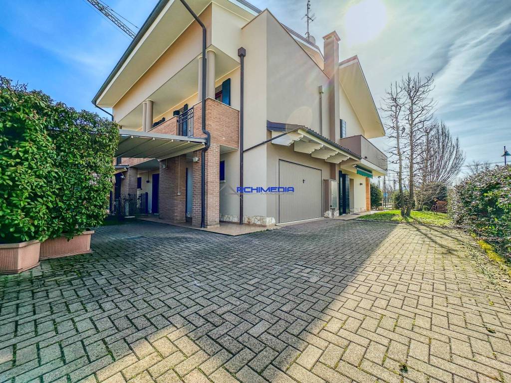 Villa_bifamiliare_selvazzano_padova_archimedia