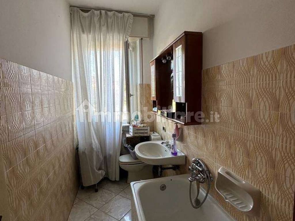 BAGNO PIANO RIALZATO