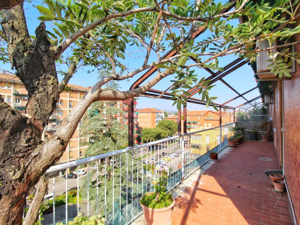 Vendita Attico in via Carlo Jussi 14 San Lazzaro di Savena. Ottimo