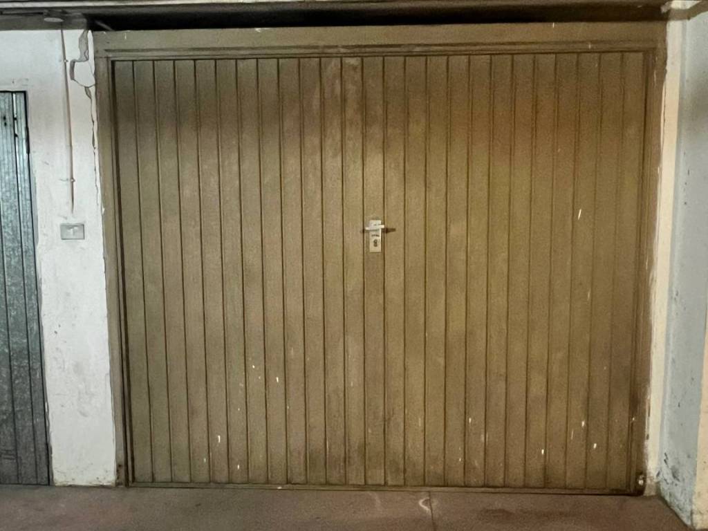 Garage - box via udine 37, centro, termoli