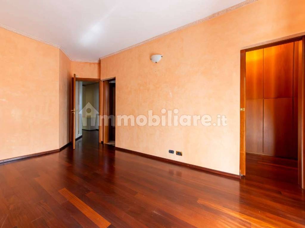 vendita-villa-piazzavgiornate-arese-42