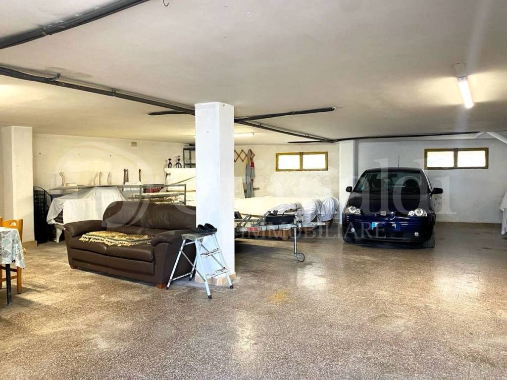 garage