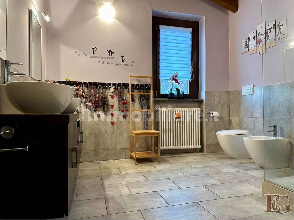 Bagno piano mansarda