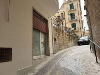 strada/ingresso