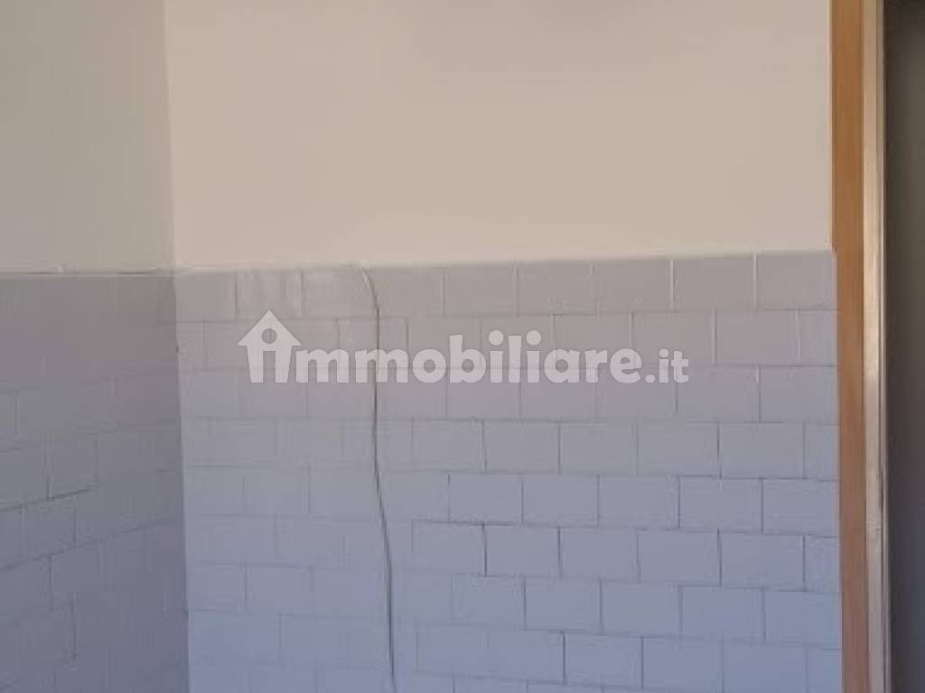 APPARTAMENTO-IN-VENDITA-CON-BOX-CANTINA-BALCONE***