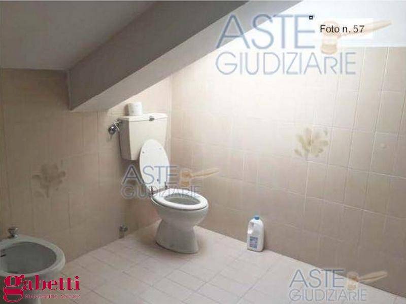 bagno sottotetto