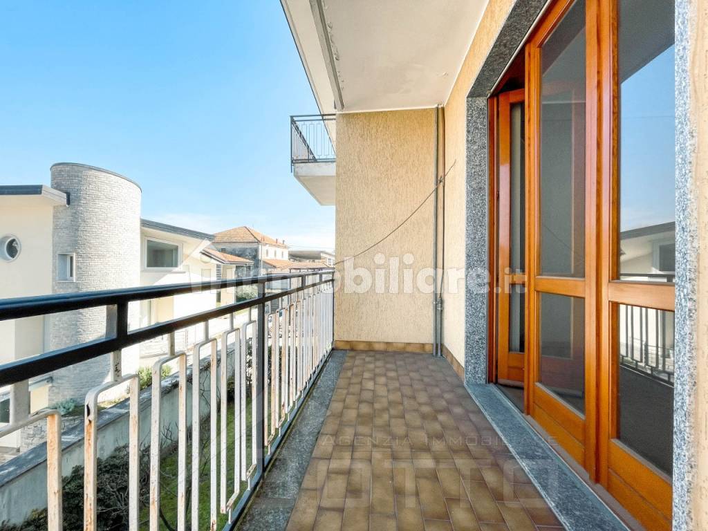 appartamento vendita gozzano balcone2 wmk 0