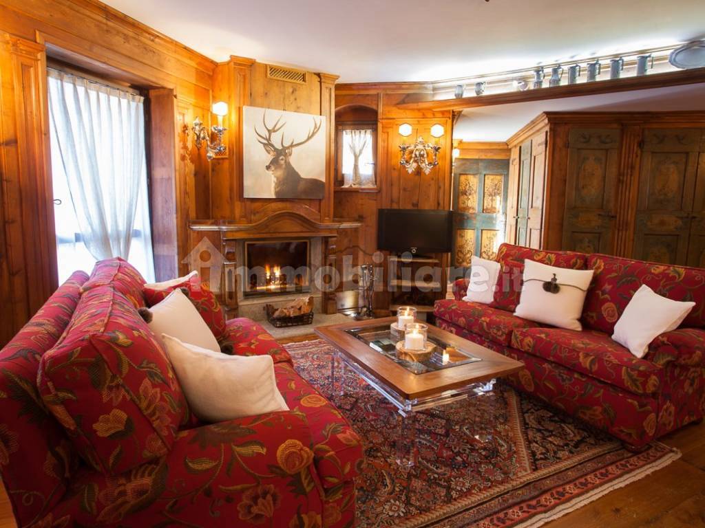 LUXURY CHALET IN COURMAYEUR AFFITTO