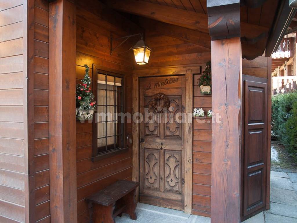 LUXURY CHALET IN COURMAYEUR AFFITTO