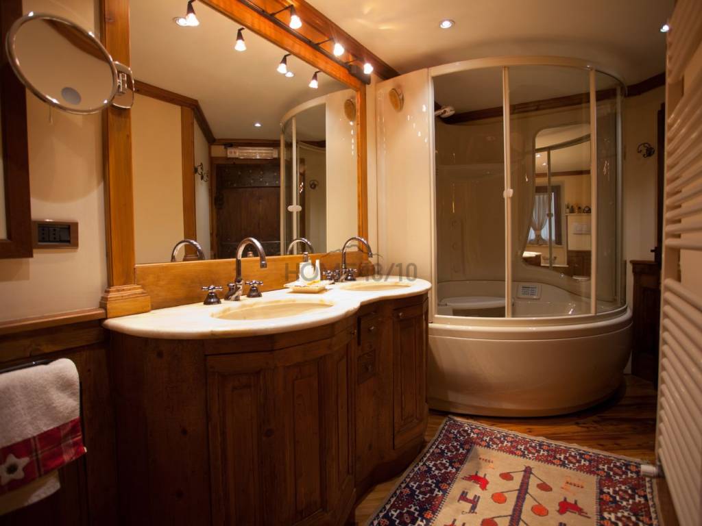 LUXURY CHALET IN COURMAYEUR AFFITTO