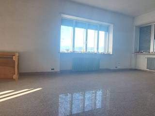 Stanza non arredata