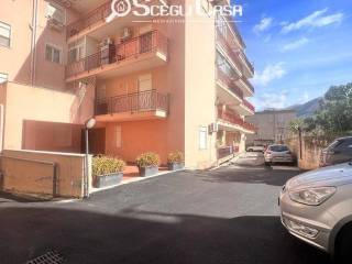 Foto - Si vende Quadrilocale con terrazzo, Costa Tirrenica Siciliana, Carini