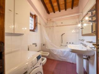 Appartamento in affitto Rimaggio - bagno