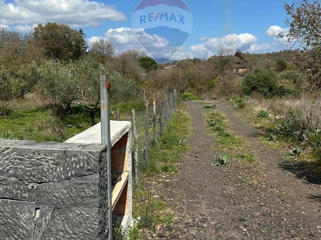 Terreno edificabile via mareneve, linguaglossa