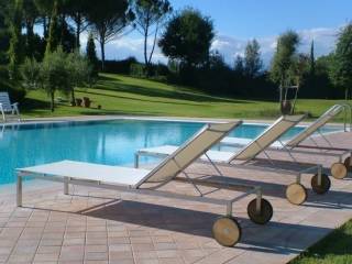 giardino-con-piscina-a-Siena-51-550x498.jpg